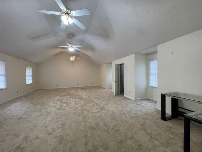 Building Photo - 1675 Lake Lucerne Rd SW