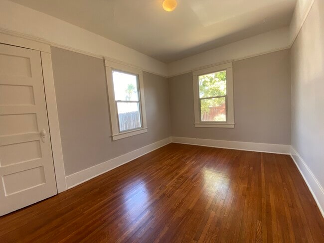 Building Photo - 2704 Landis St