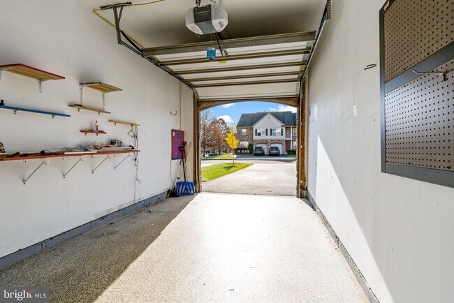 Building Photo - 61 Sunrise Ct