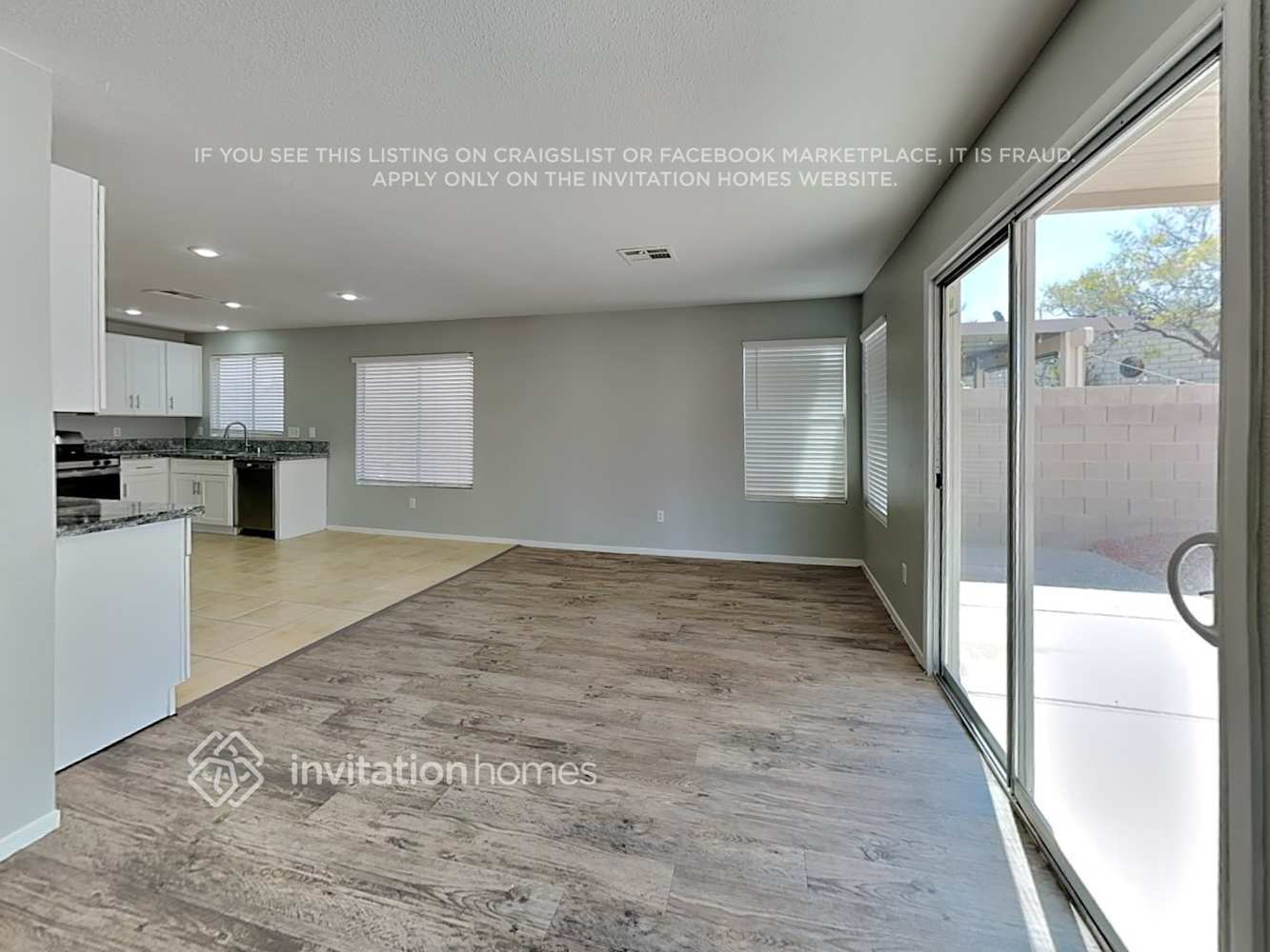 Building Photo - 7981 N Willow Pines Pl