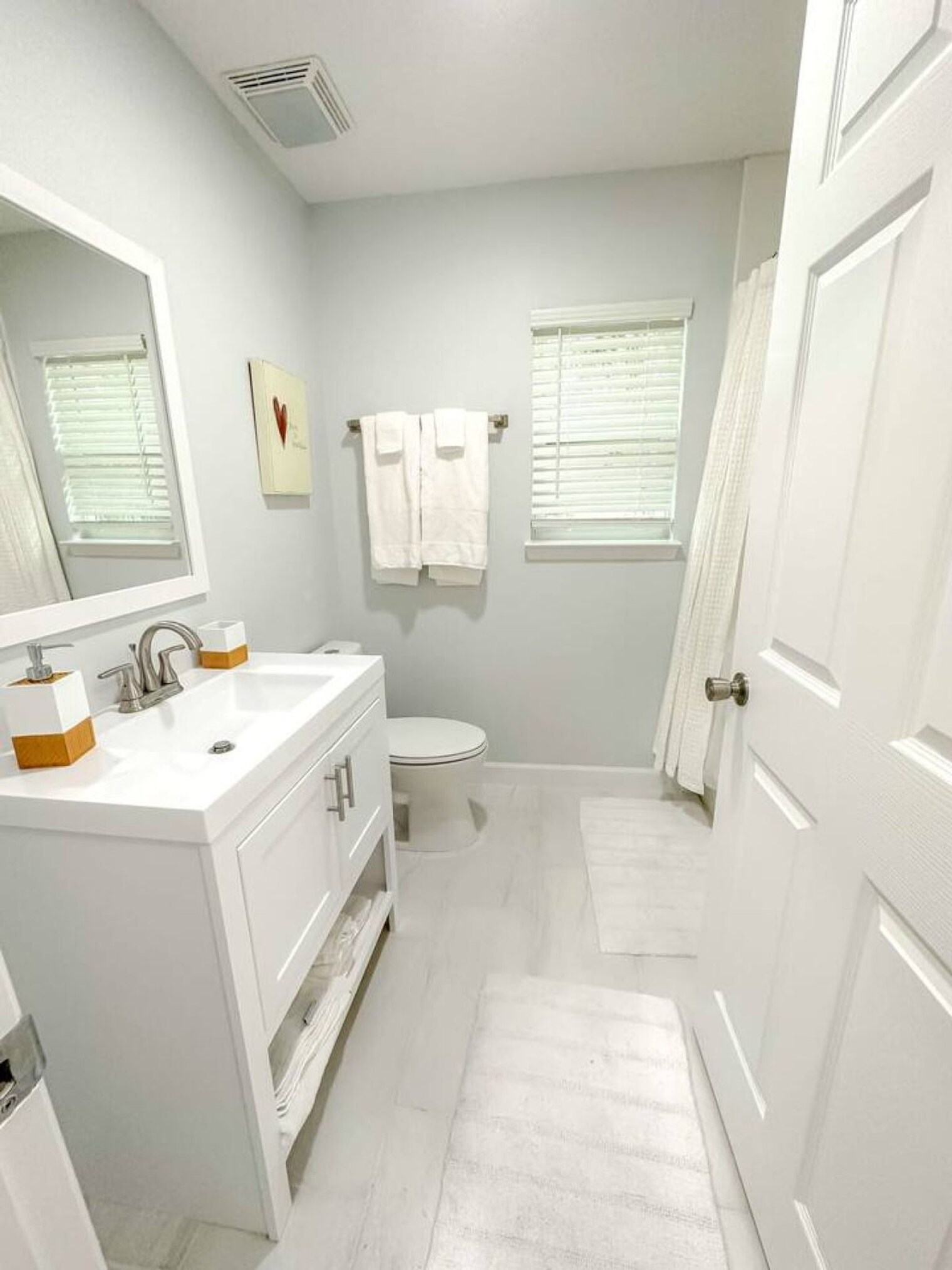 Building Photo - 1004 SE 7th Ave