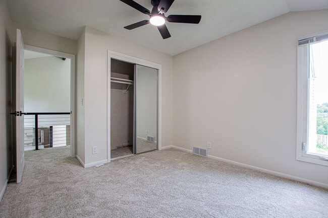 Building Photo - 722 S 153rd Cir