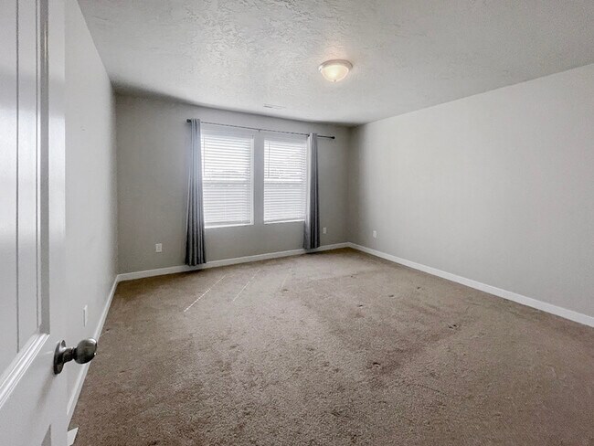 Building Photo - 149 W Wausau St