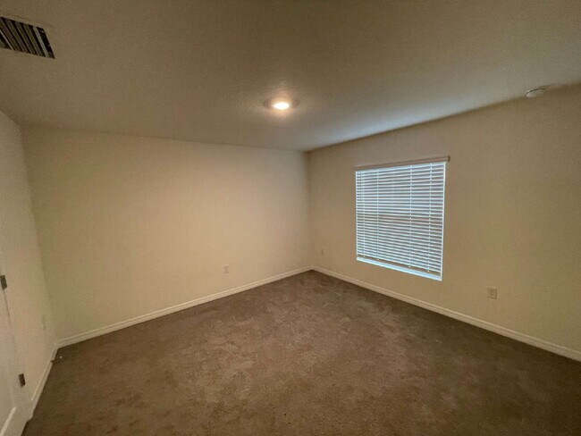 Building Photo - Beautiful 4-Bedroom Modern Home in the Desirable Brookside Community | Ruskin