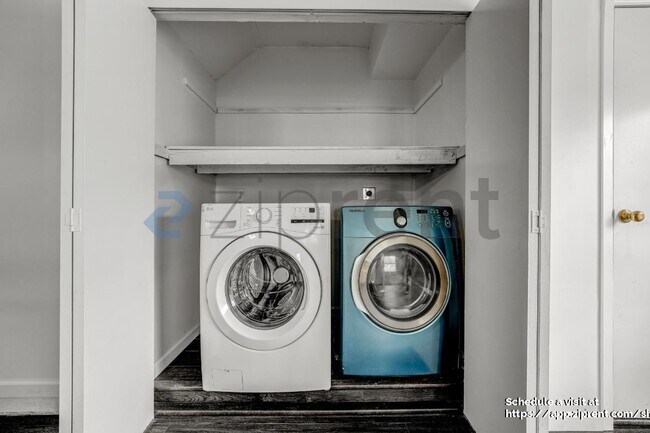 Building Photo - 4708 Carsonhill Dr