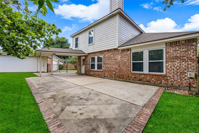 Building Photo - 28507 Chateau Springs Ct