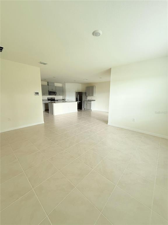 Building Photo - 368 Conway Ave