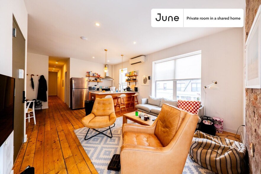 Building Photo - Room in Shared 4 bed/2 bath home