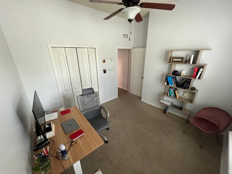 Building Photo - 7557 SW 80th Dr