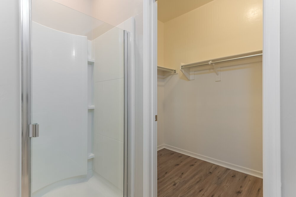 Building Photo - 6668 S May Fly Dr