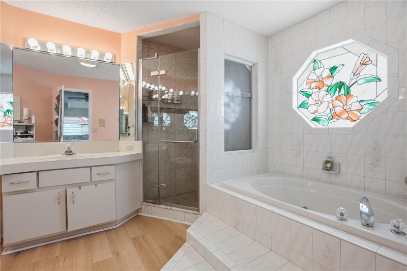 Building Photo - 1250 Masada Ln