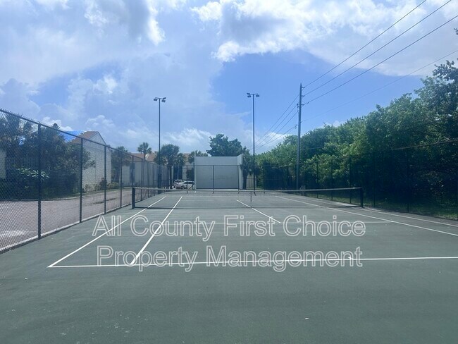 Building Photo - 11415 8th Way N