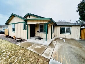 Building Photo - UNIVERSITY HILLS, CHARMING RANCH HOME, UPDATES THROUGHOUT, 3 BED, LARGE YARD, DECK AND PERGOLA .