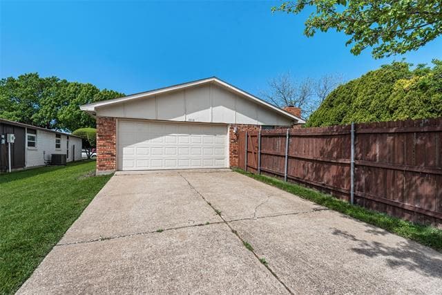 Building Photo - 3316 John Muir Ct
