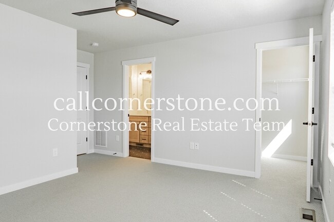 Building Photo - 3683 Levy Pk Dr