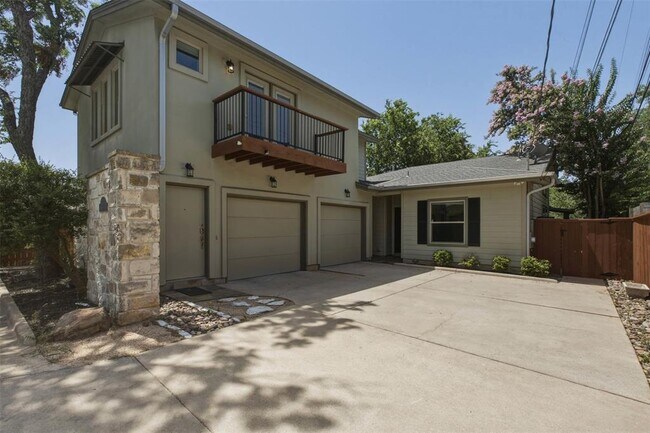 Building Photo - 1315 W Anderson Ln.