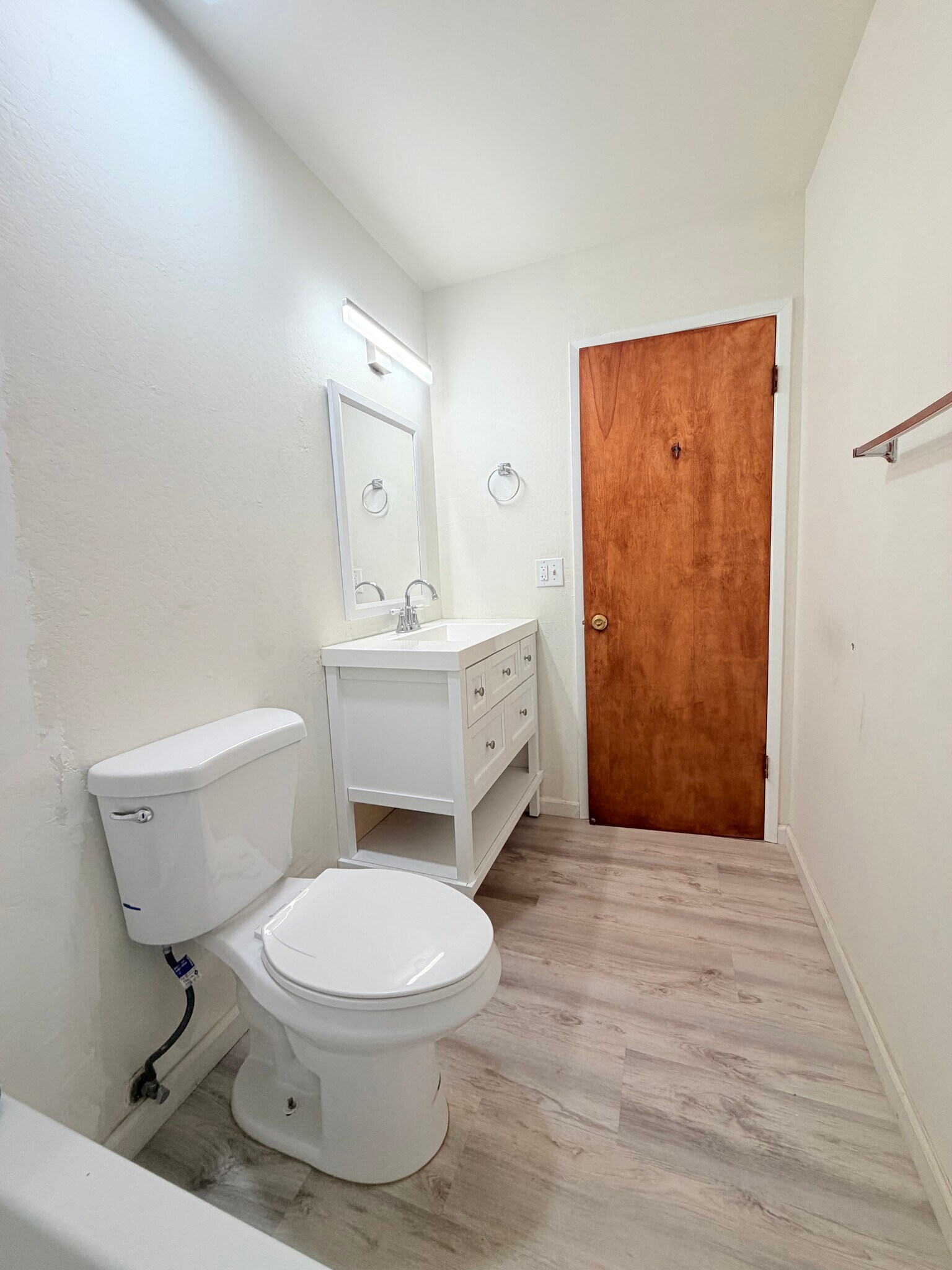 Building Photo - 85 El Toro Ct