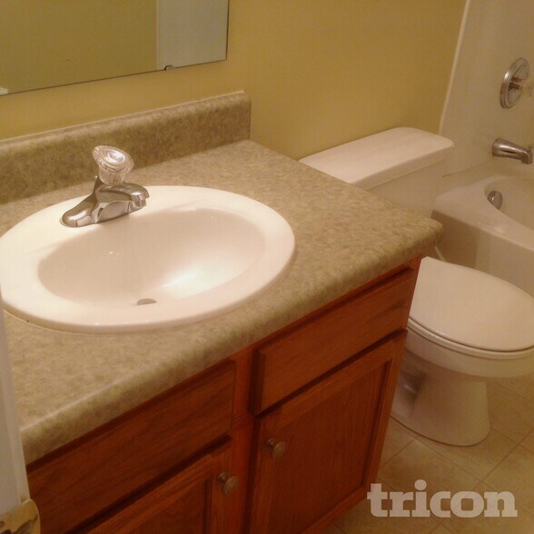 Building Photo - 8704 Michaw Ct