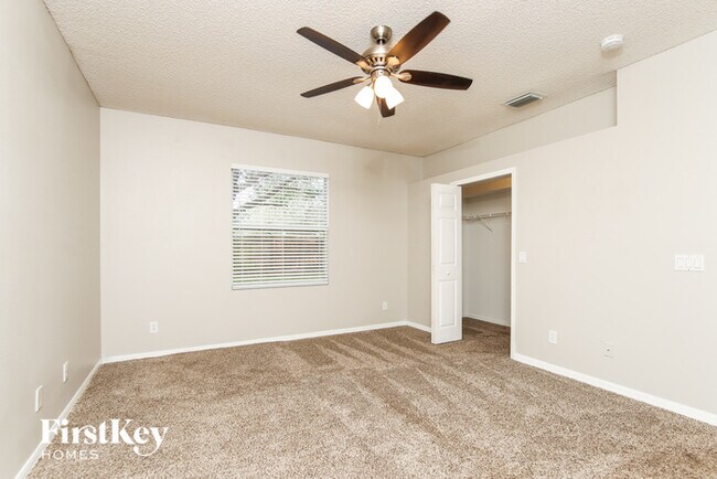 Building Photo - 946 Riviera Point Dr