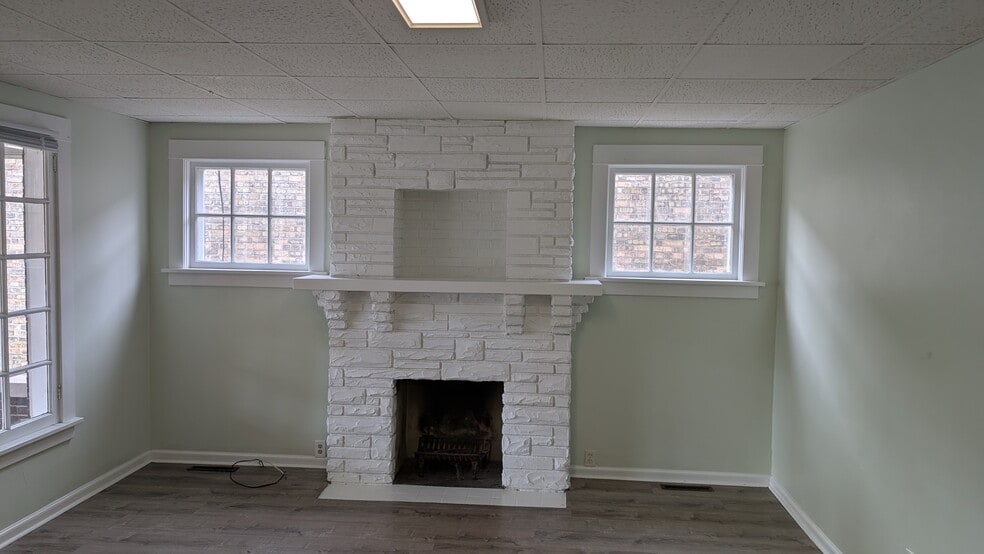 living room - 2006 52nd St