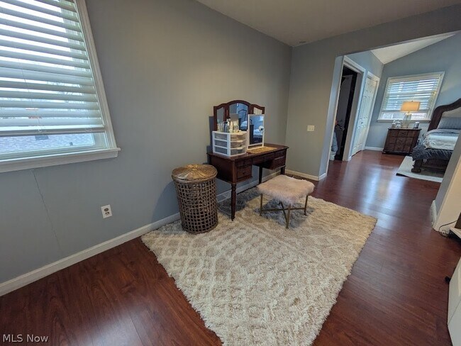 Building Photo - 1902 Harding Dr