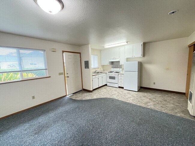 Building Photo - 1 Simpson St