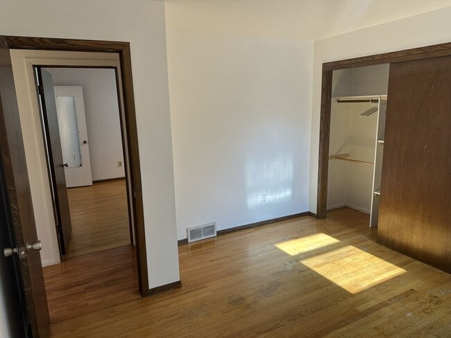 Building Photo - 4356-4358 S. Iowa Ave