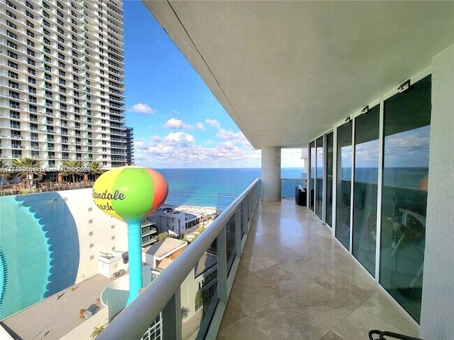 Building Photo - 1800 S Ocean Dr