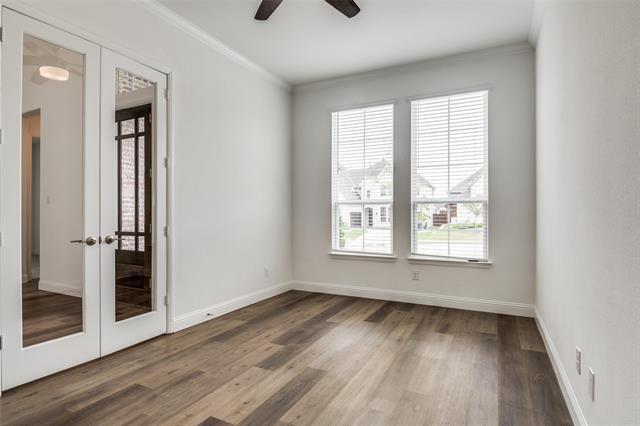 Building Photo - 513 Montrose Dr