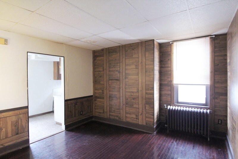 Building Photo - 317 Franklin Ave