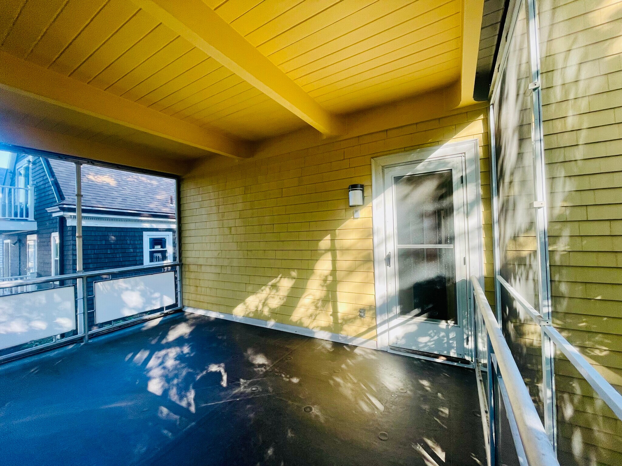 Building Photo - 10 Packard Ave