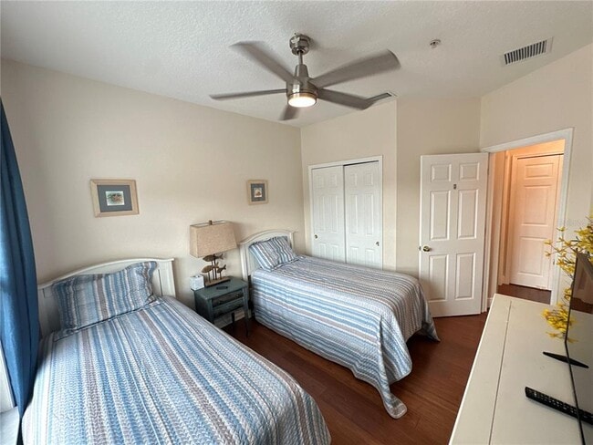 Building Photo - 8929 Silk Bay Pl