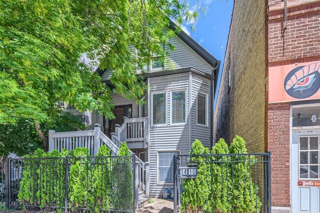 Primary Photo - 1410 W Diversey Pky