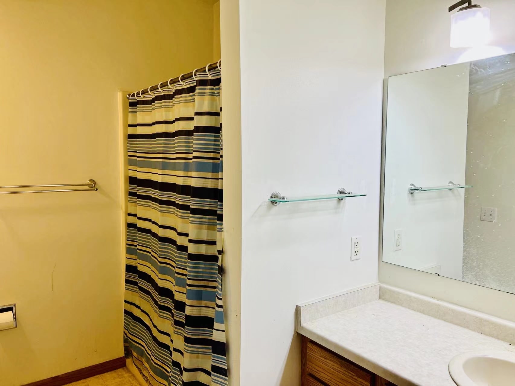 Building Photo - 301 Harbour Town Dr