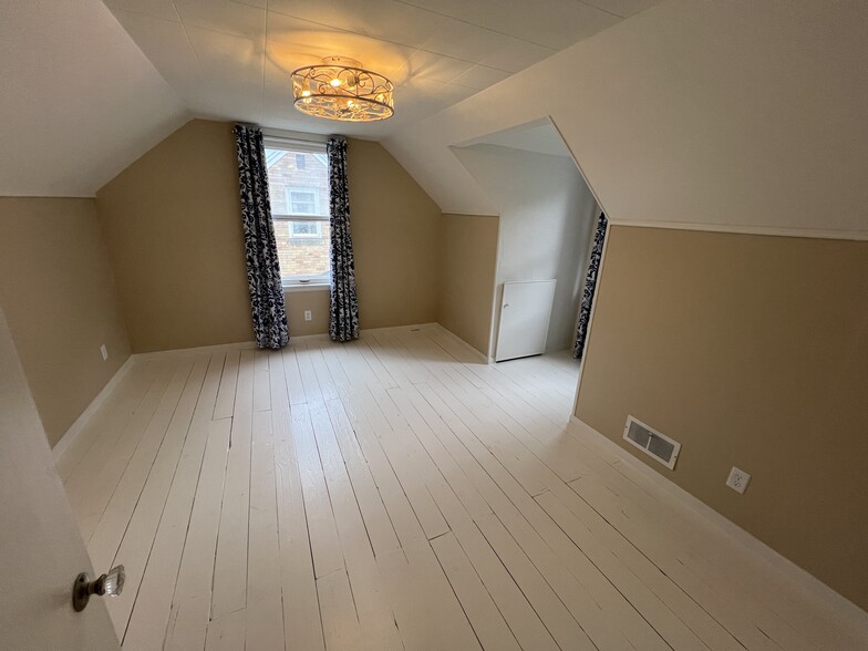 UPPER BEDROOM #3 - 7717 29th Ave