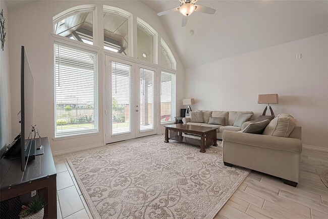Building Photo - 1838 Smithers Landing Dr