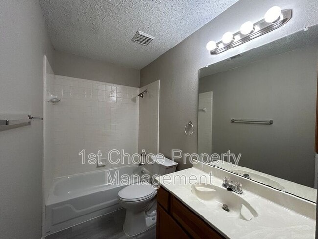 Building Photo - 4805 Misty Ridge Dr