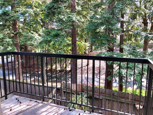 Primary Photo - Very Nice 1 bedroom in gated community $1295
