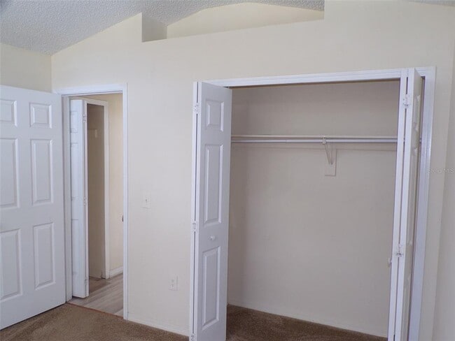 Building Photo - 2563 Davenport Cir