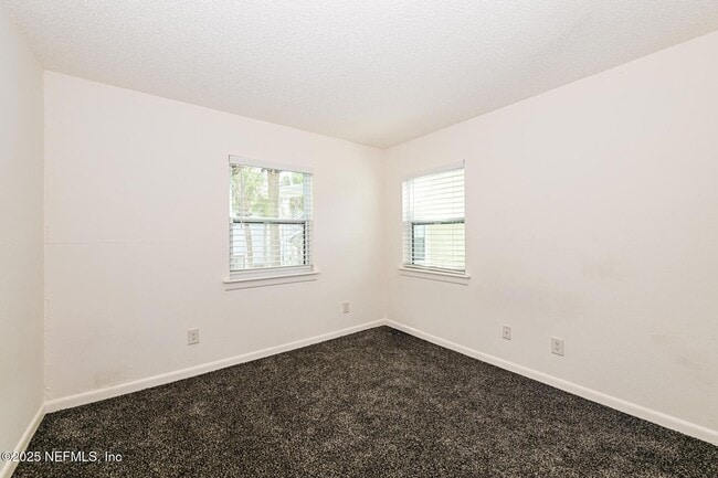 Building Photo - 100 Fairway Park Blvd