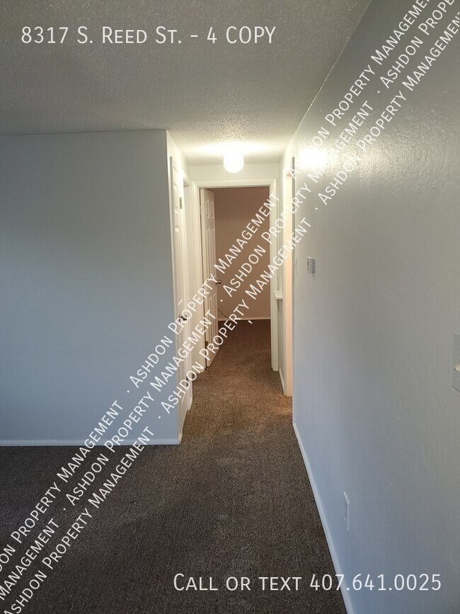 Building Photo - 2 Bed 1 Bath Unit in Littleton!