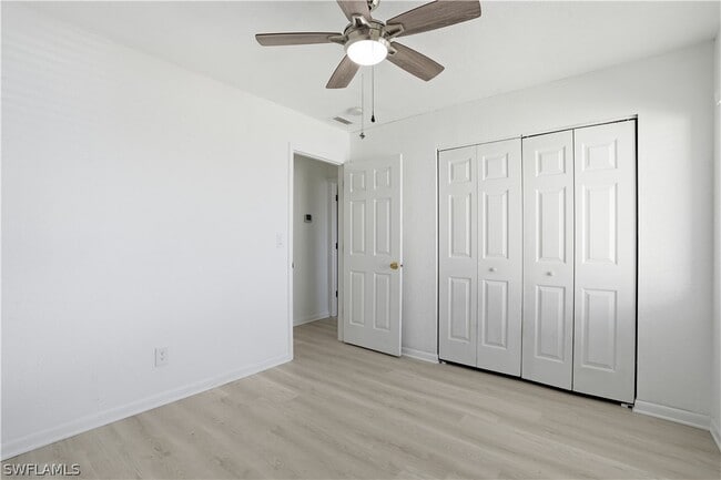 Building Photo - 4607 Bayshore Dr