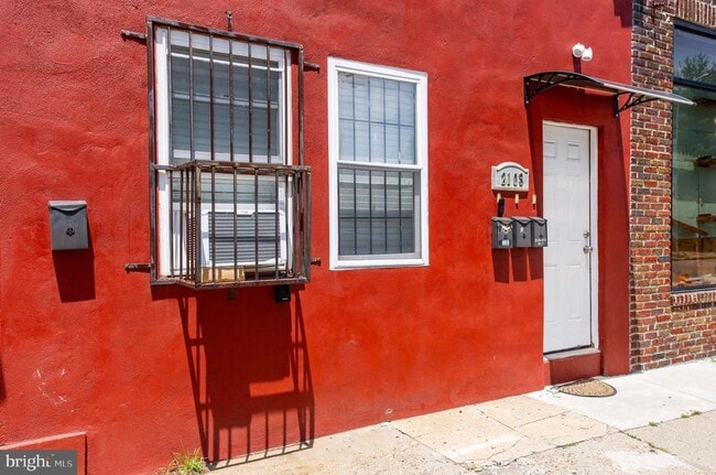 Building Photo - 2103 E Chelten Ave