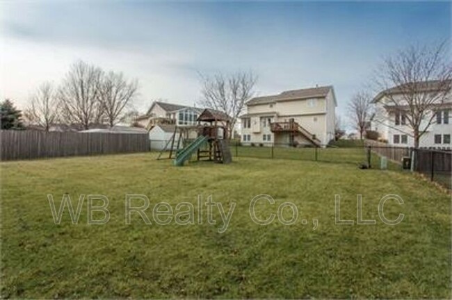 Building Photo - 4525 Waterford Dr