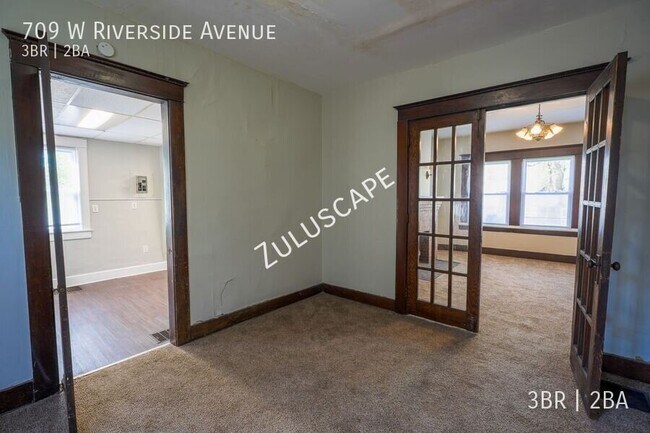 Building Photo - 709 W Riverside Ave