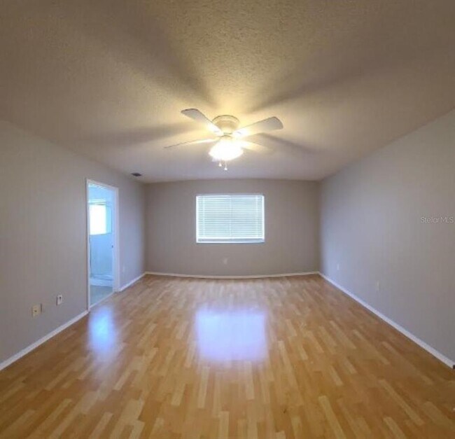 Building Photo - 1501 Rincon Dr