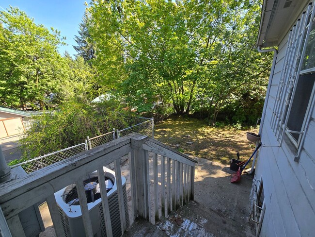 Building Photo - Adorable South Hill Home! Available Now!