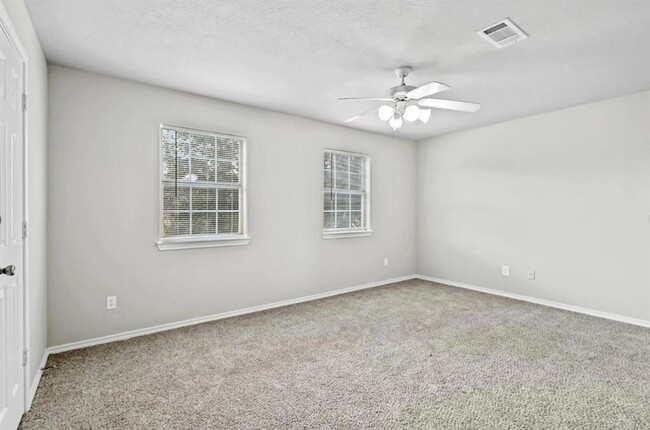 Building Photo - 9730 Clifton Park Dr