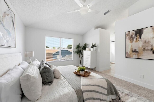 Building Photo - 6048 Sand Key Ln