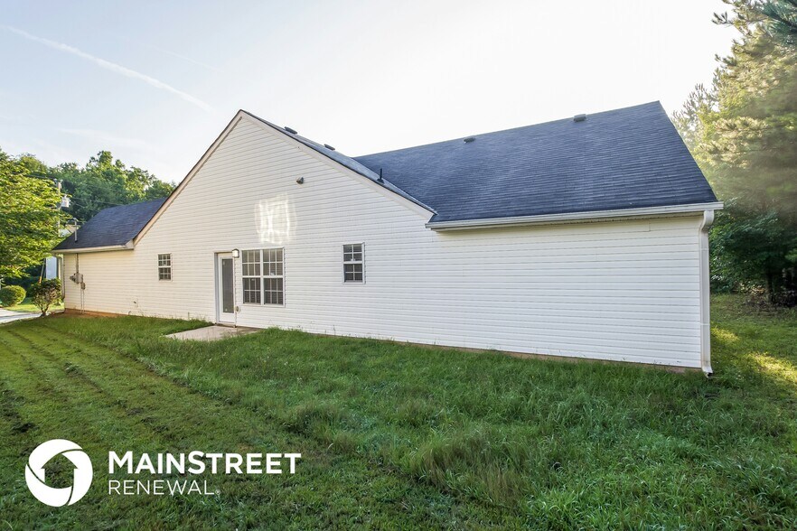 Building Photo - 7075 Mahonia Pl